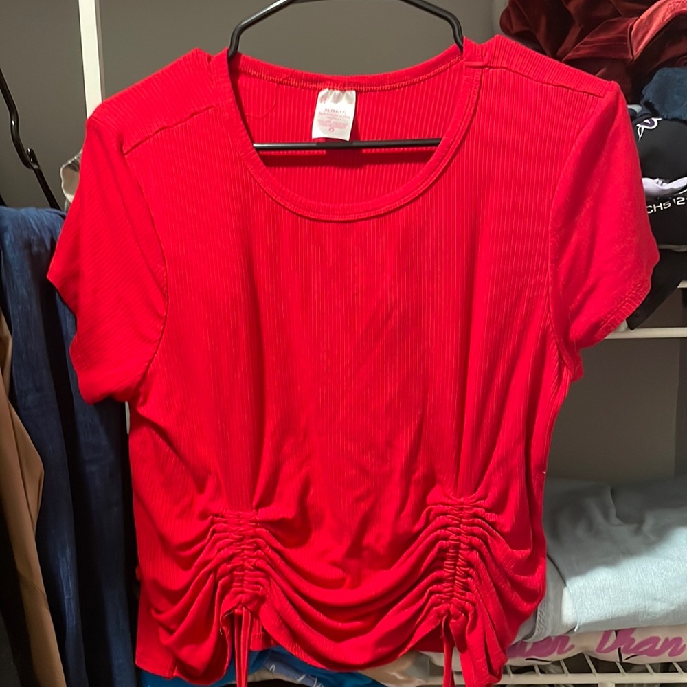 Red t shirt
